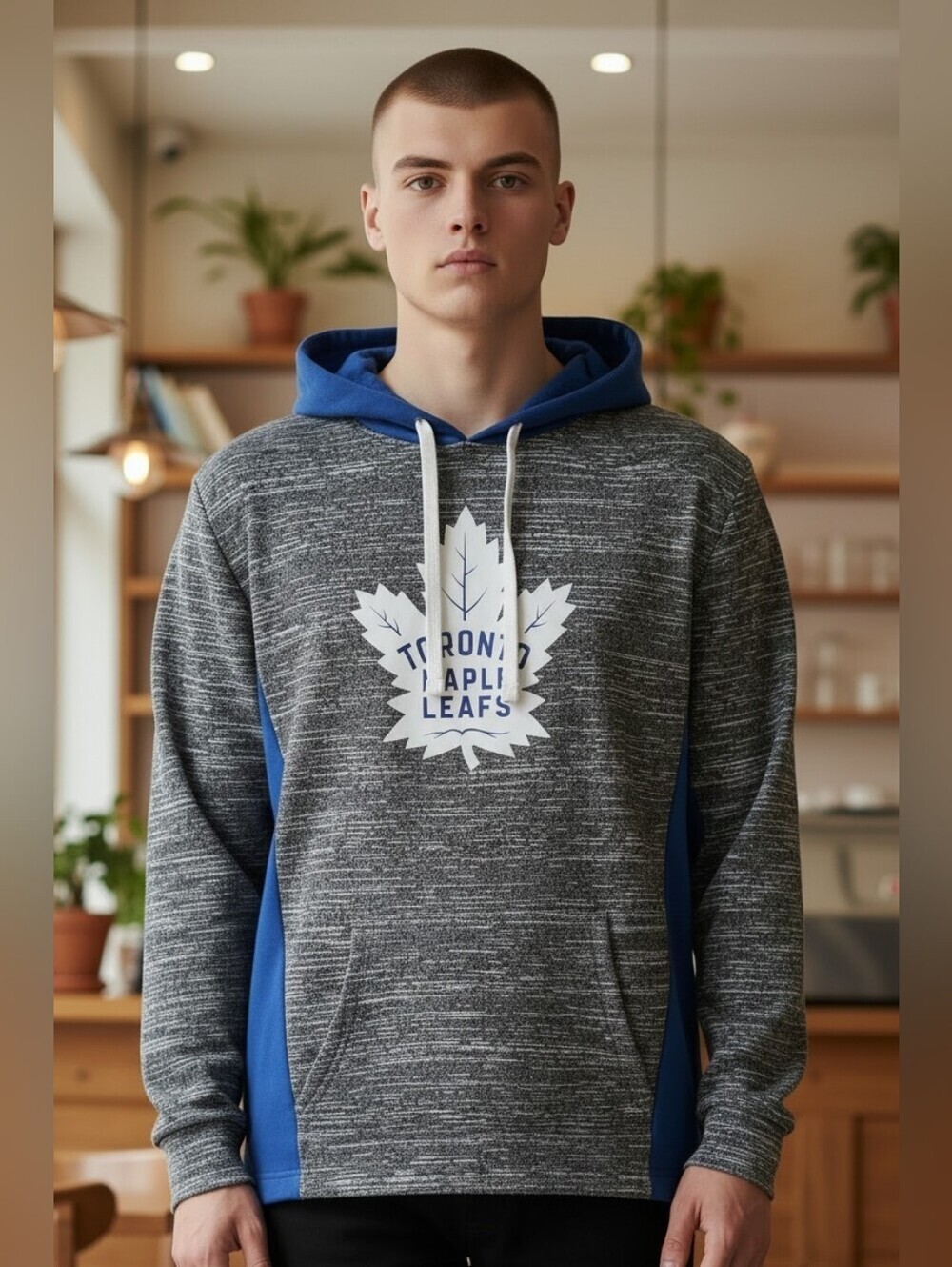 toronto maple leafs Men's Size Medium Nhl Hockey Hoodie Team Gear Pull Over